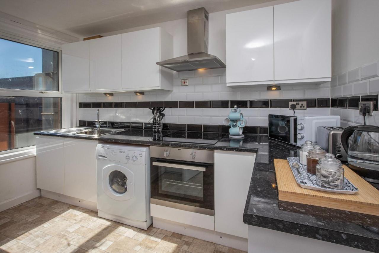 03 Springfield - Sleeps 4 Leilighet Blackpool Eksteriør bilde